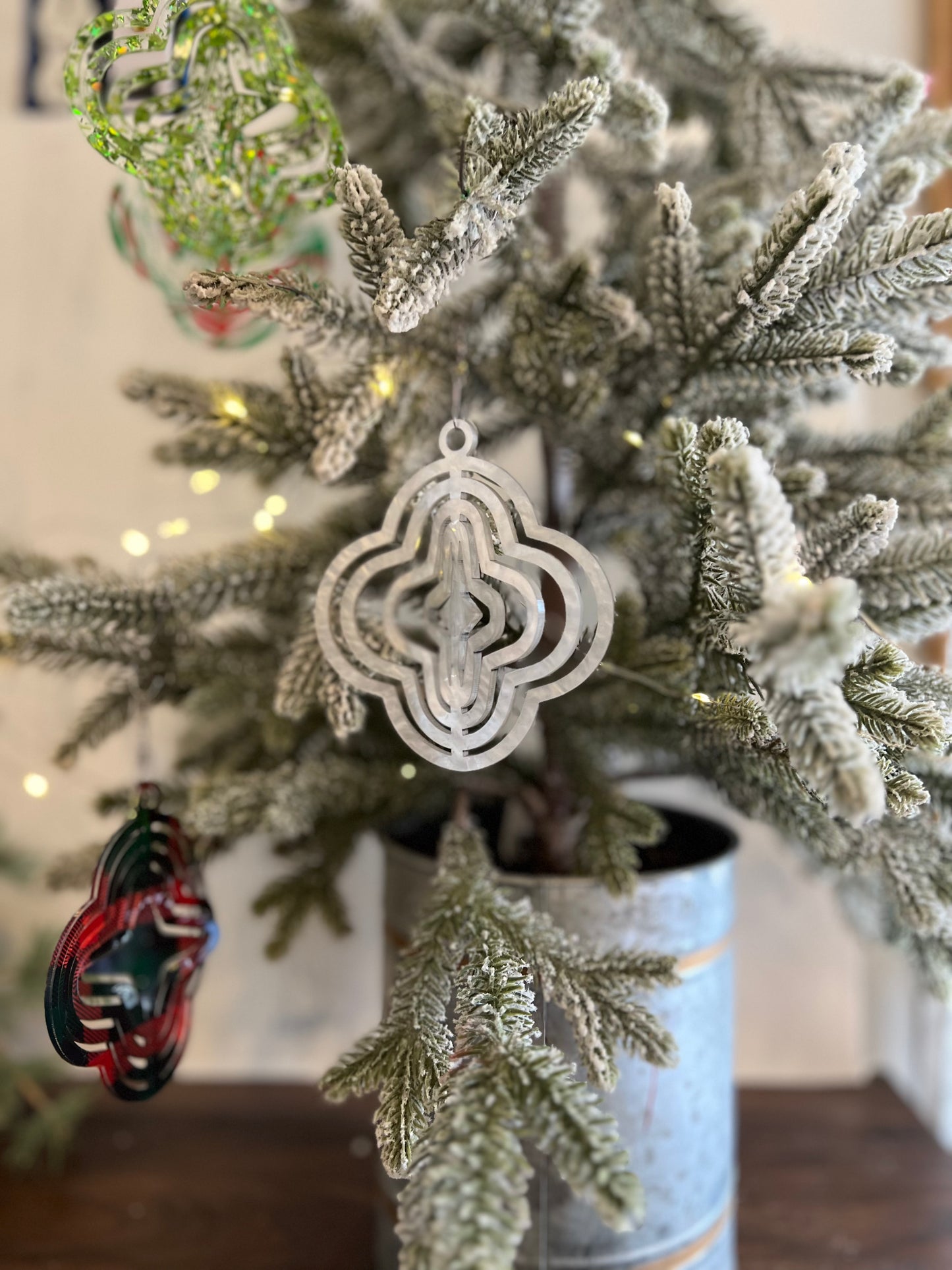 Diamond Star Acrylic Spinner Ornament / Suncatcher