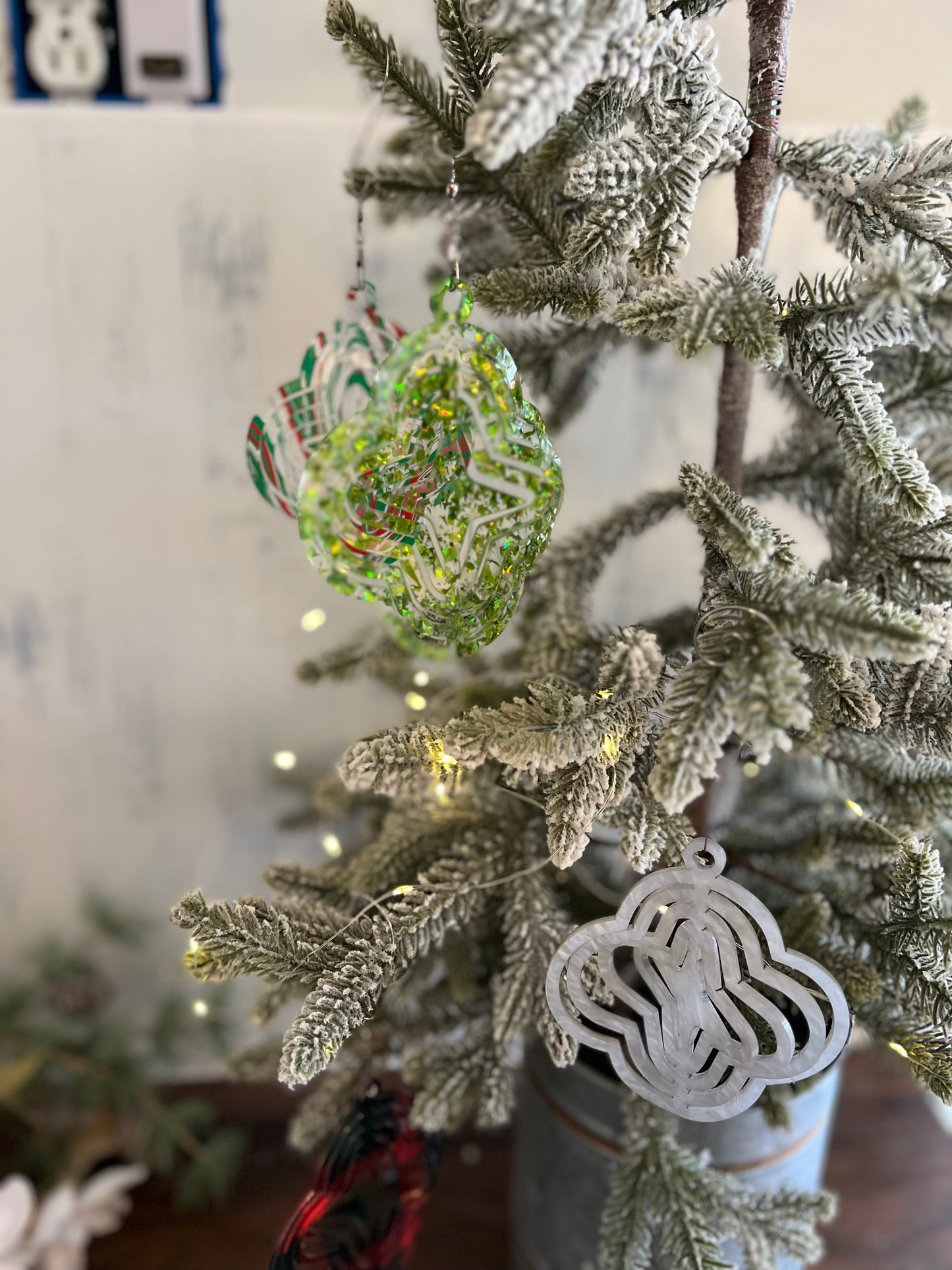 Diamond Star Acrylic Spinner Ornament / Suncatcher