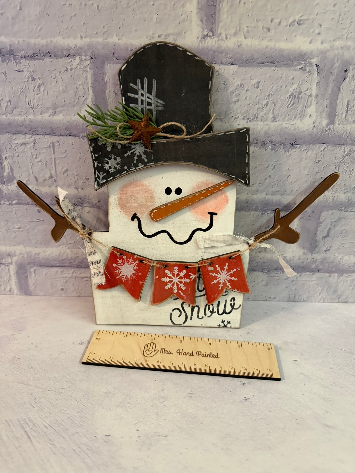 Farmhouse Wood Snowman with Banner