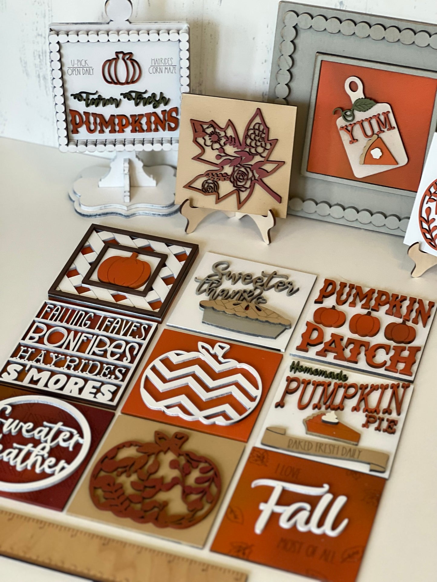 Fall & Pumpkin Pie Leaning Ladder Interchangeable Signs