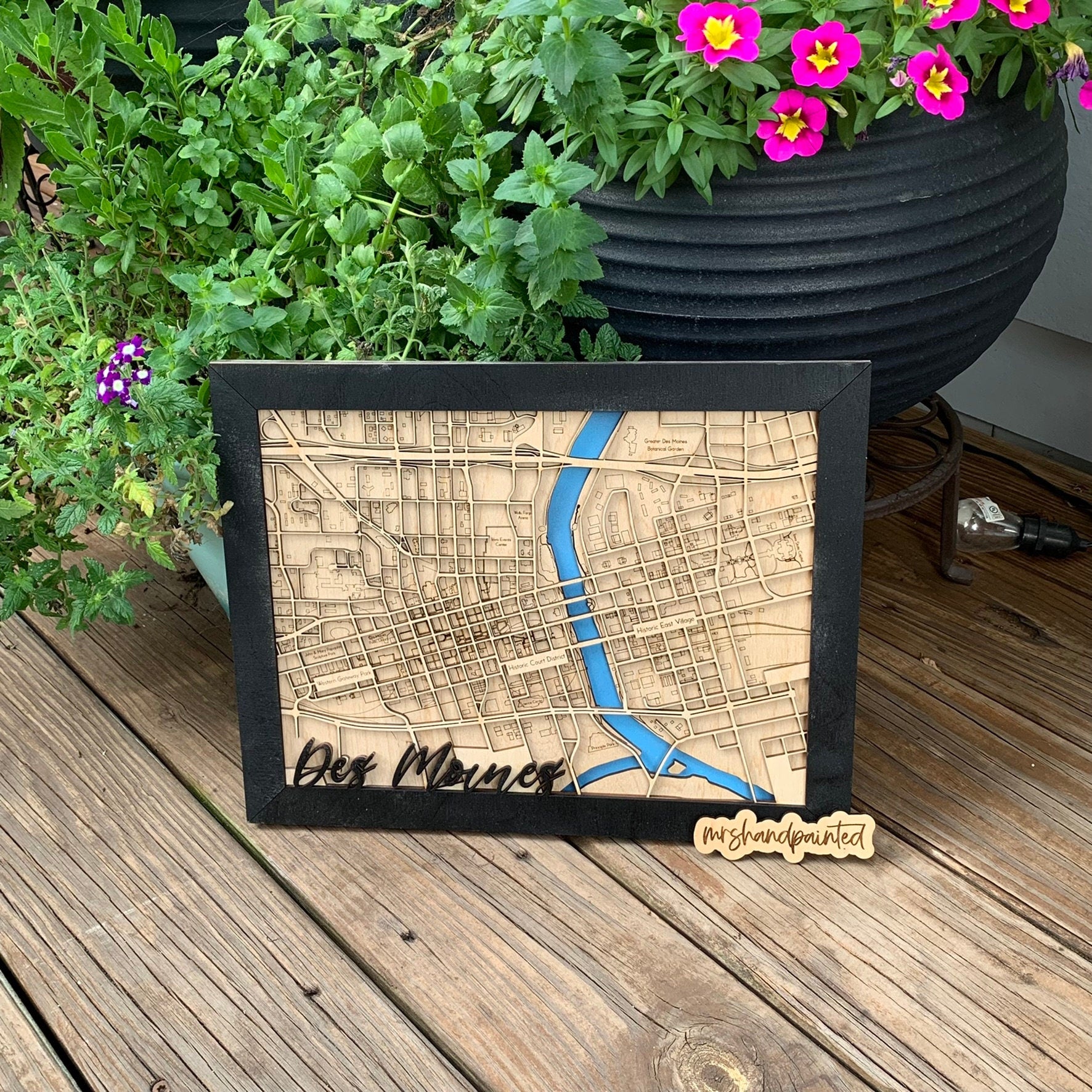 Des Moines, Iowa - City Map Layered Sign - Laser Cut Wood Wall Hanging