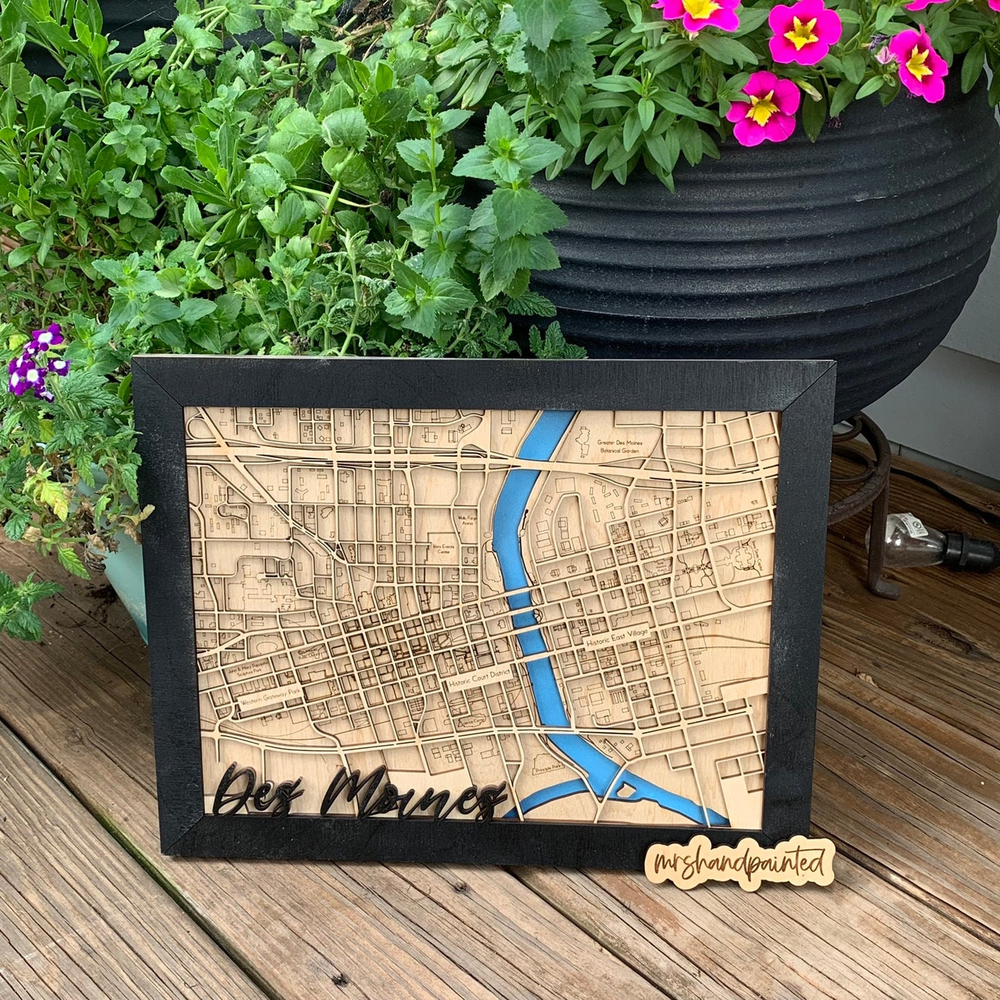 Des Moines, Iowa - City Map Layered Sign - Laser Cut Wood Wall Hanging