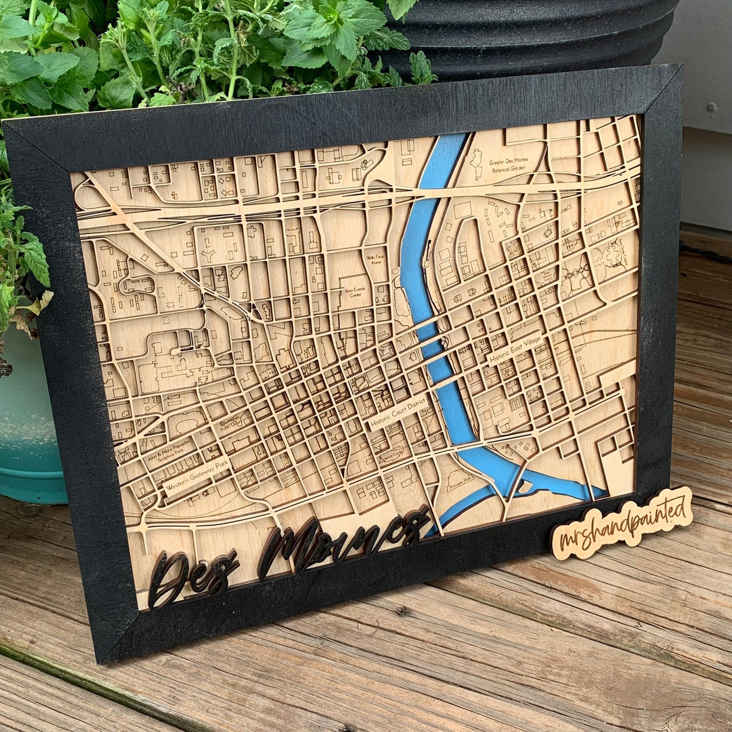 Des Moines, Iowa - City Map Layered Sign - Laser Cut Wood Wall Hanging