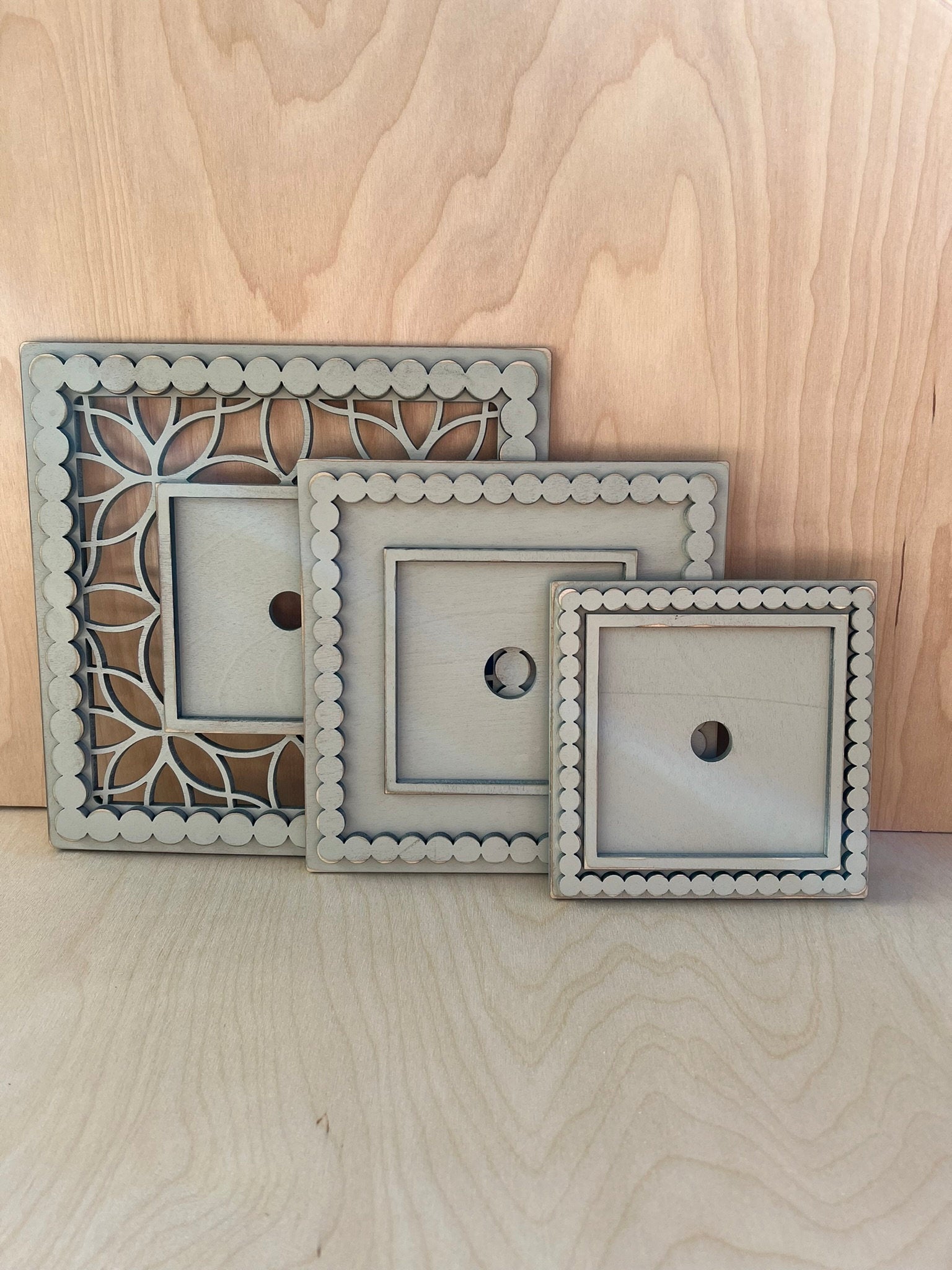 Laser Cut File - Beaded Trim Single Sign Tile Holder ~ Interchangeable Sign Backer - Digital Download SVG, DXF, AI files