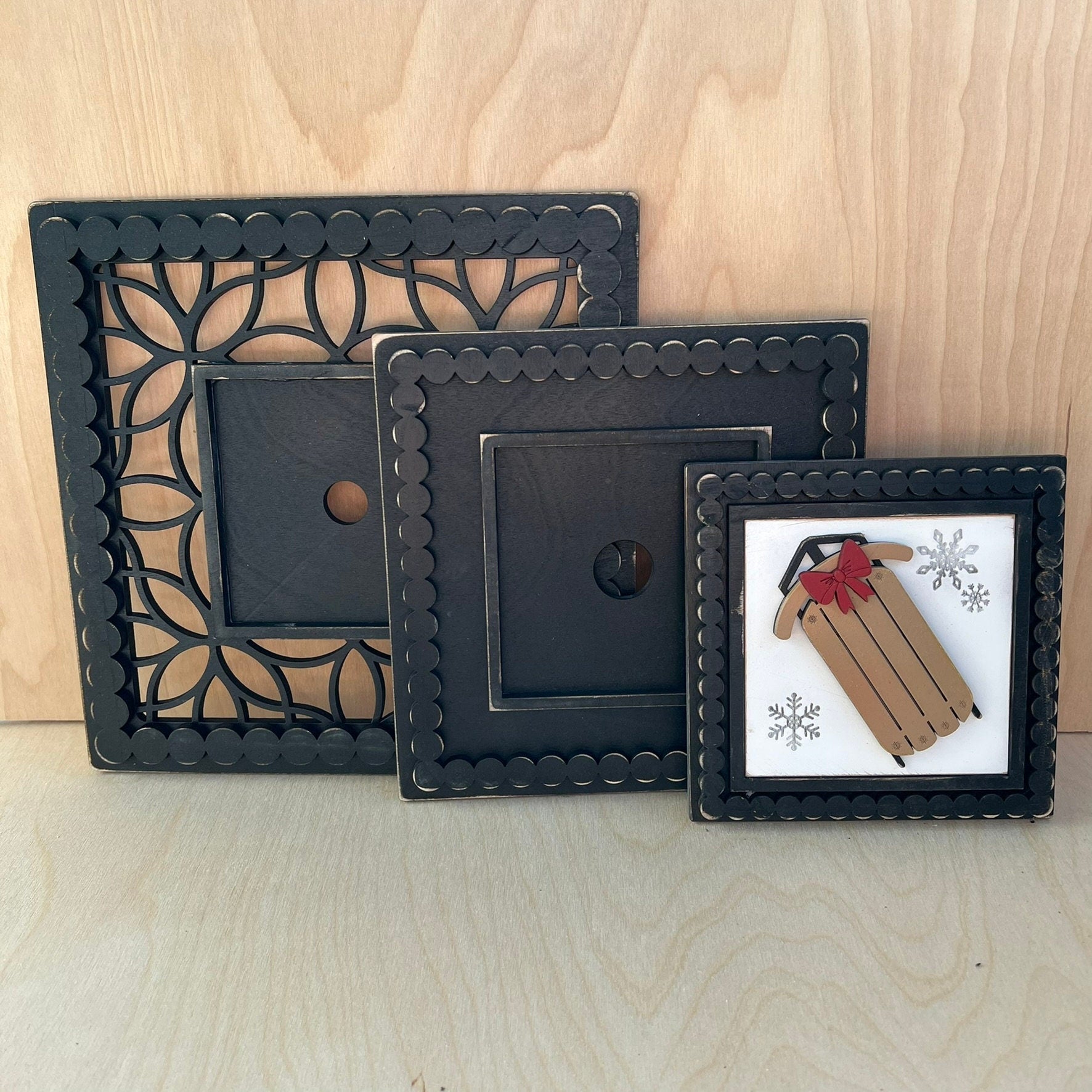 Laser Cut File - Beaded Trim Single Sign Tile Holder ~ Interchangeable Sign Backer - Digital Download SVG, DXF, AI files