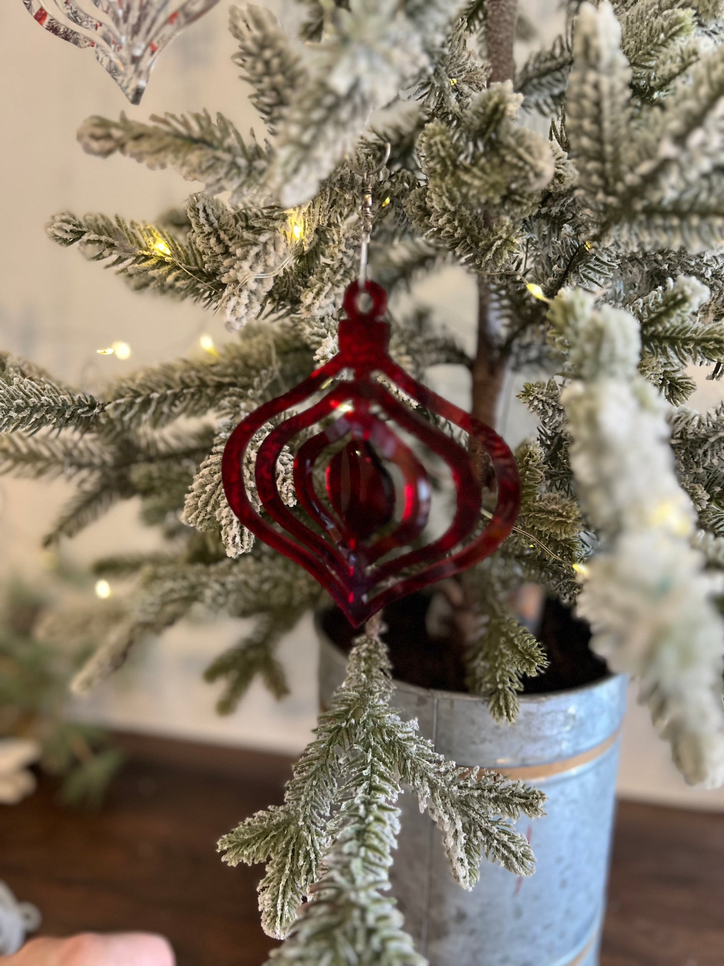 Retro Bauble Acrylic Spinner Ornament / Suncatcher