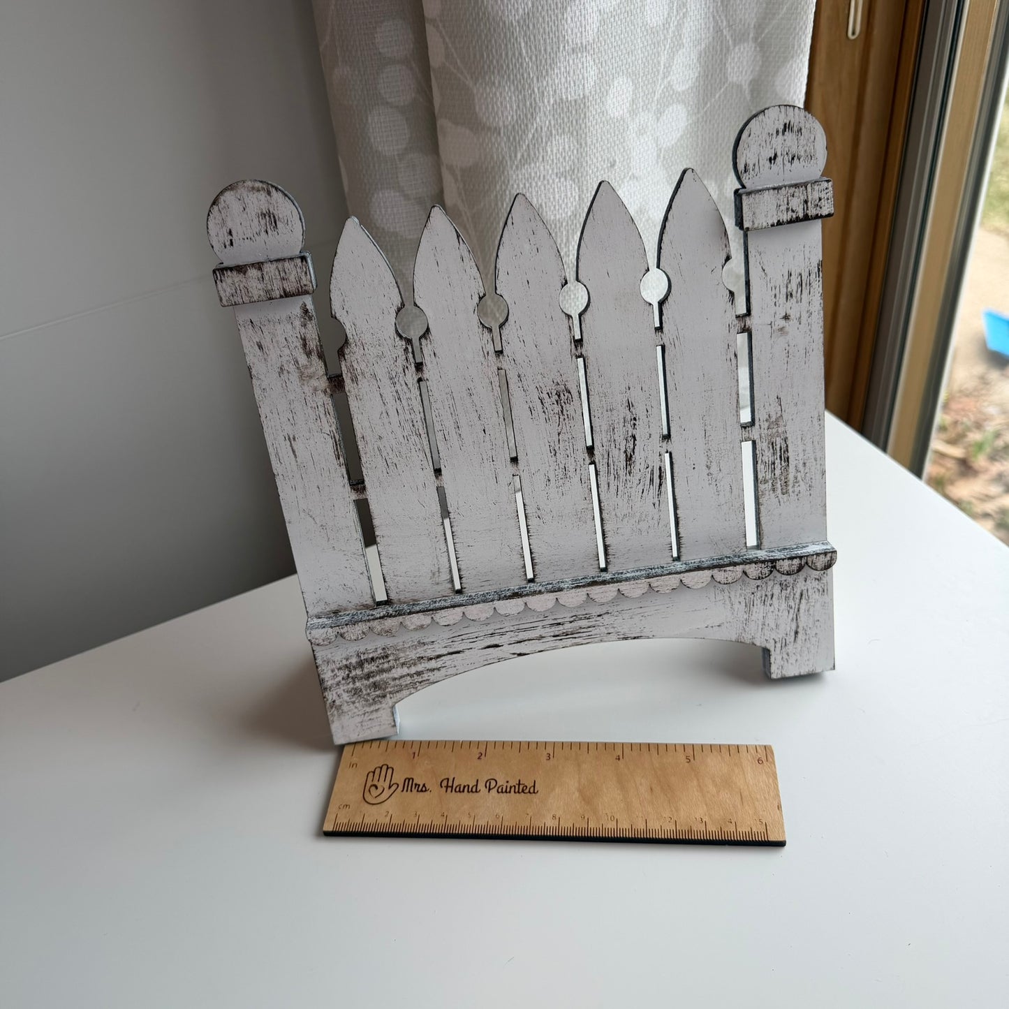 NEW Picket Fence Tile Holder