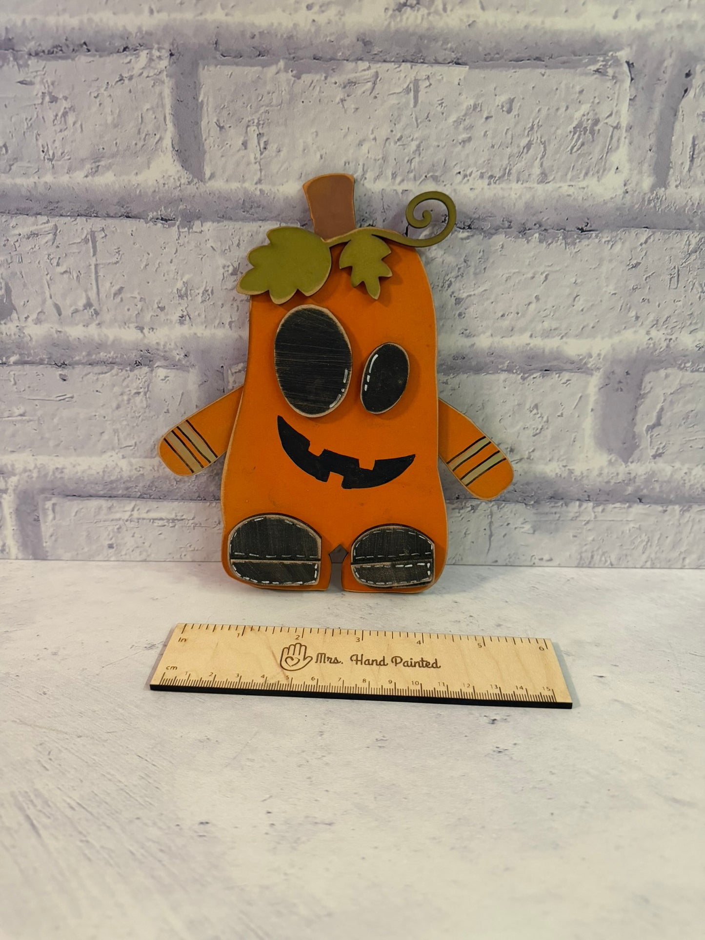 Farmhouse Frank or Pumpkin Dude