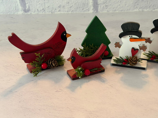 Mini Winter Standing Decor