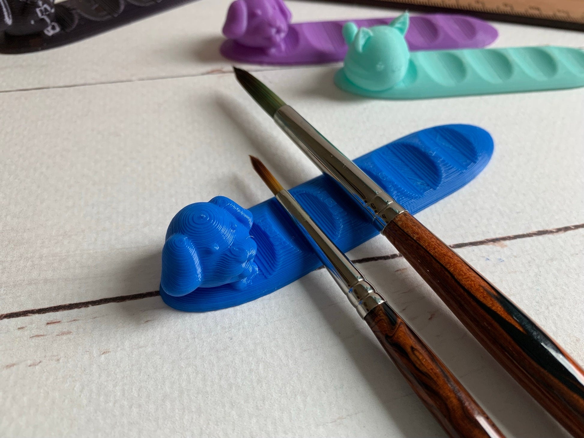 Cute Kitty Cat or Puppy Dog Paint Brush Rest - PLA Bioplastic 3D Printed - for Watercolor / Acrylic / Oil Painting