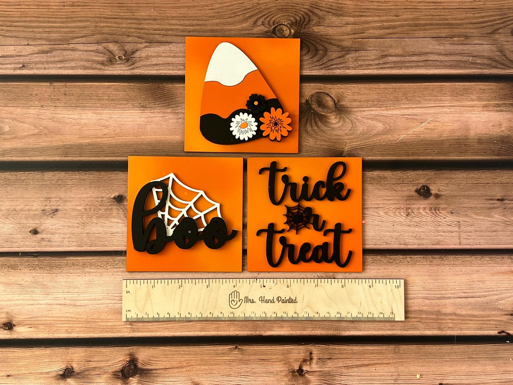 Halloween Webs Leaning Ladder Interchangeable Signs