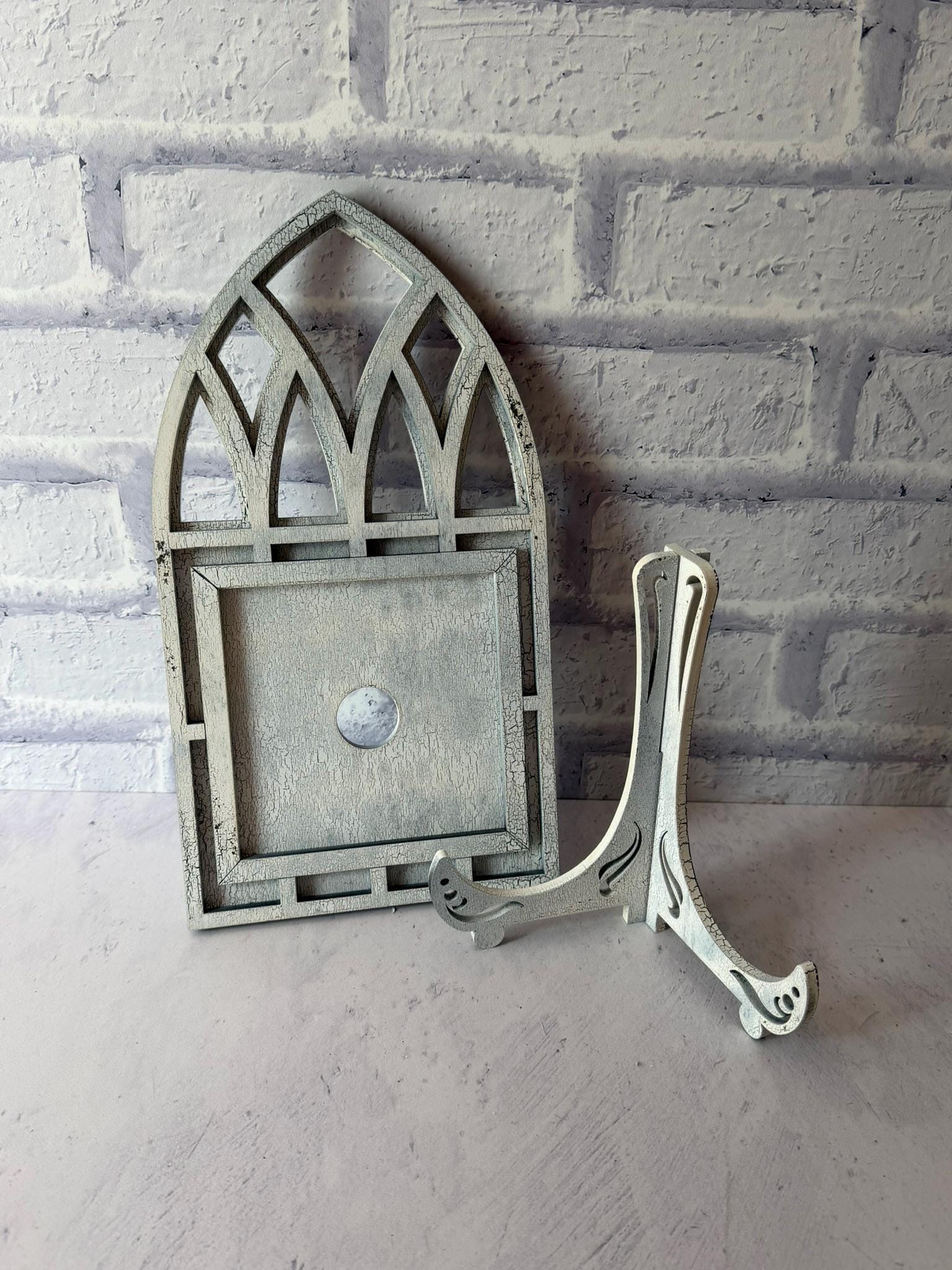 Rustic Gothic Window Frame for Interchangeable Signs