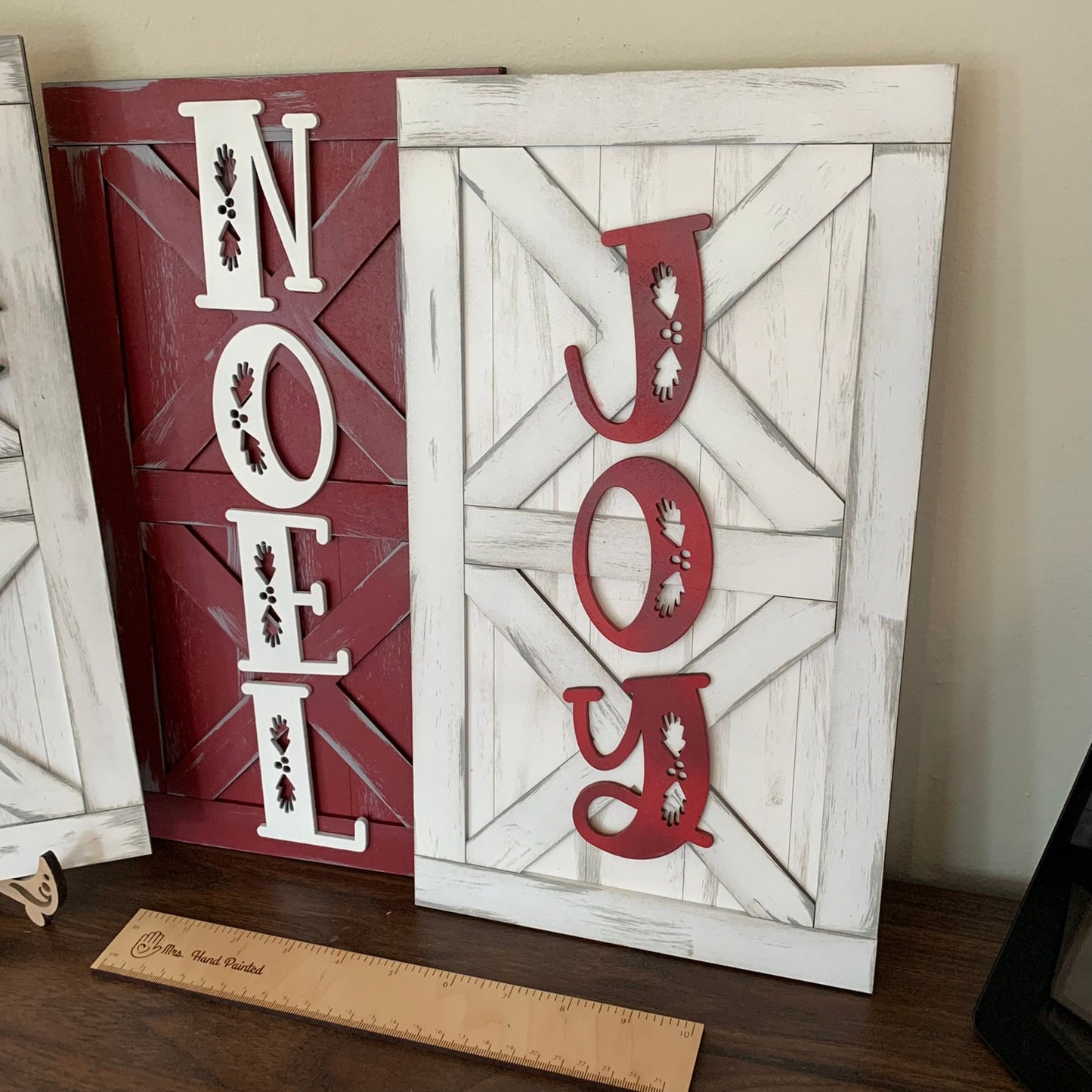 Laser Cut Wood - Farmhouse Style Barn Door Christmas Signs