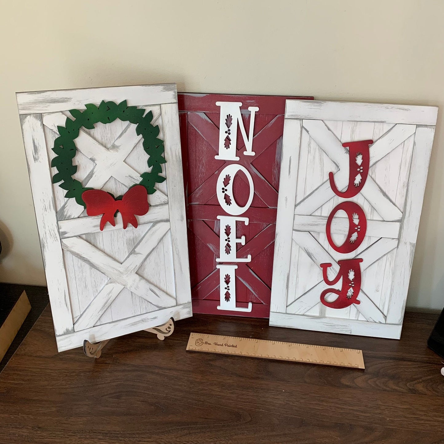 Laser Cut Wood - Farmhouse Style Barn Door Christmas Signs