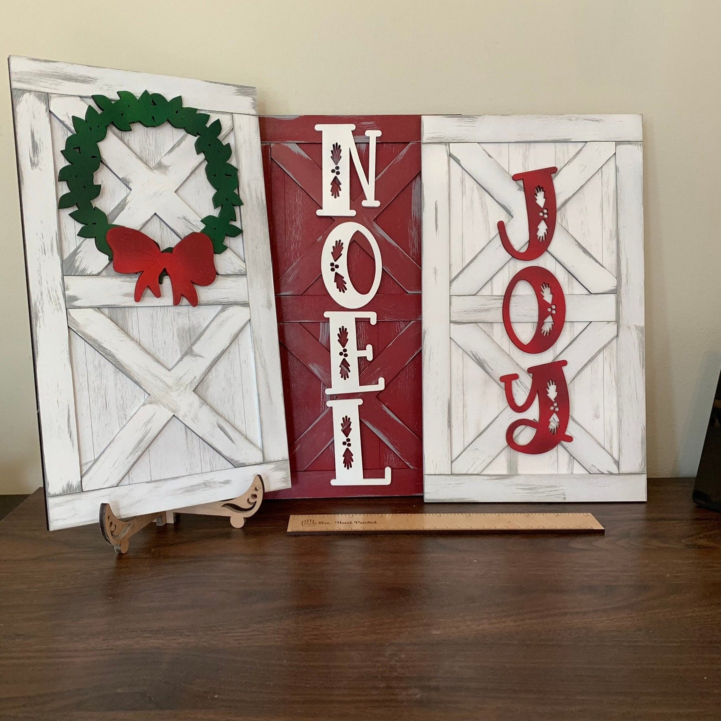 Laser Cut Wood - Farmhouse Style Barn Door Christmas Signs