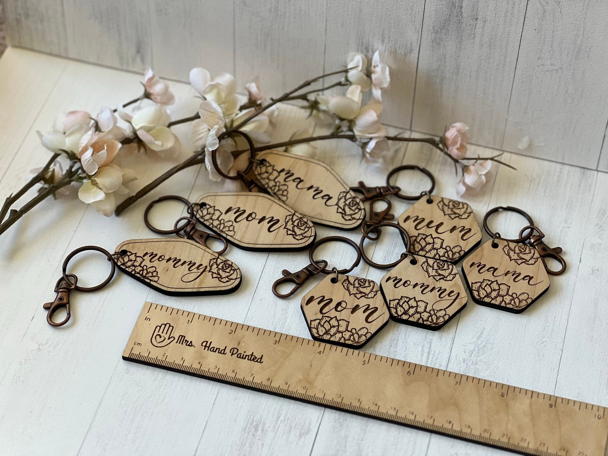 Laser Engraved Wood Mom Keychain - Succulents Artwork - Mother's Day